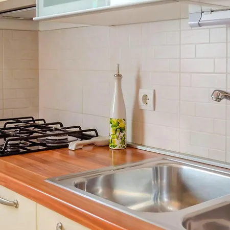 Holiday home Seafront Marija-three Bedroom With Sea View