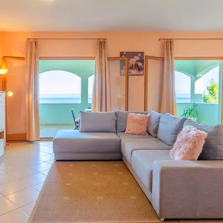 Seafront Marija-three Bedroom With Sea View 度假居 *