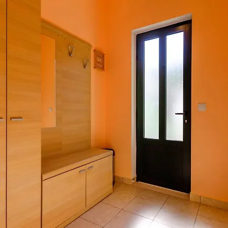 Seafront Marija-three Bedroom With Sea View * Prigradica