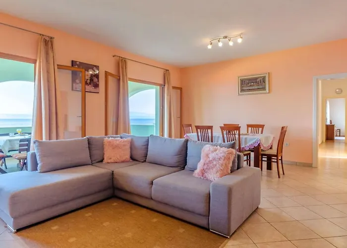 بيت للعطل Seafront Marija-three Bedroom With Sea View