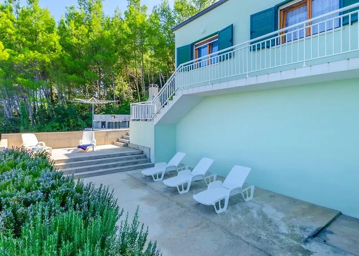 Seafront Marija-three Bedroom With Sea View بيت للعطل *