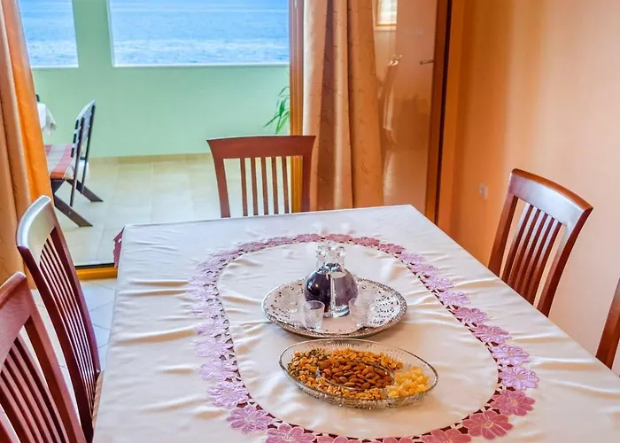 Seafront Marija-three Bedroom With Sea View بيت للعطل *